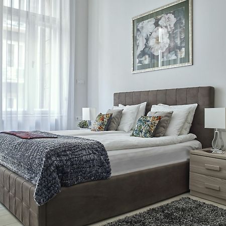 7Seasons Central Suites ブダペスト エクステリア 写真